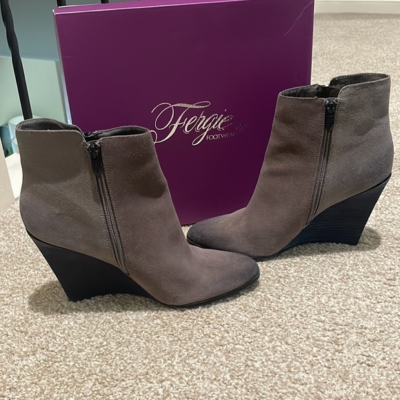 Grey booties - Picture 3 of 4